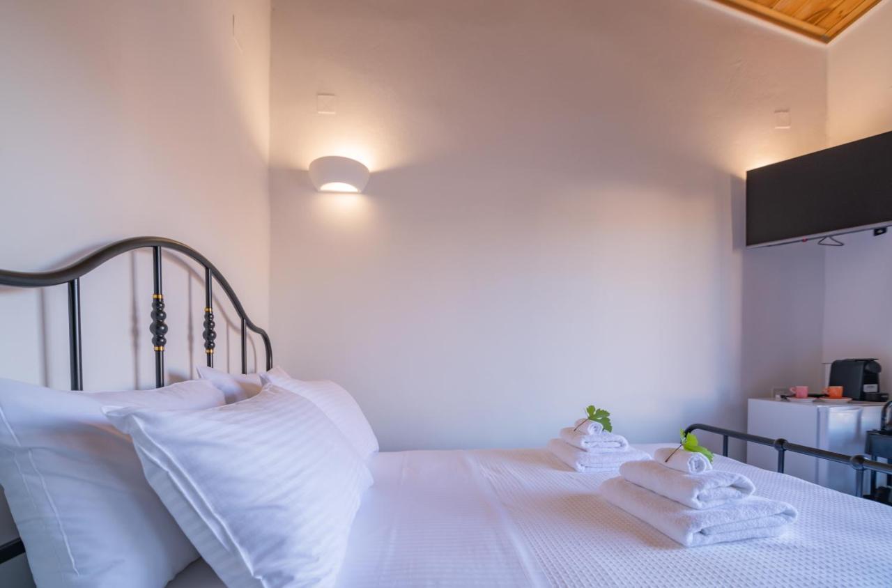 Marthas Delight Rooms Chania  Ngoại thất bức ảnh